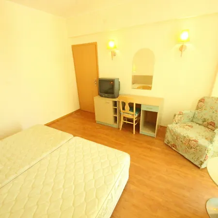 Menada Oasis Resort Sunny Beach