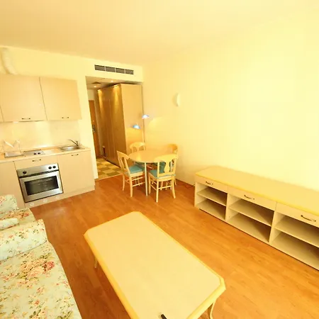 Resort Menada Oasis Sunny Beach