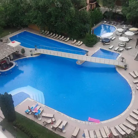 Menada Oasis Resort
